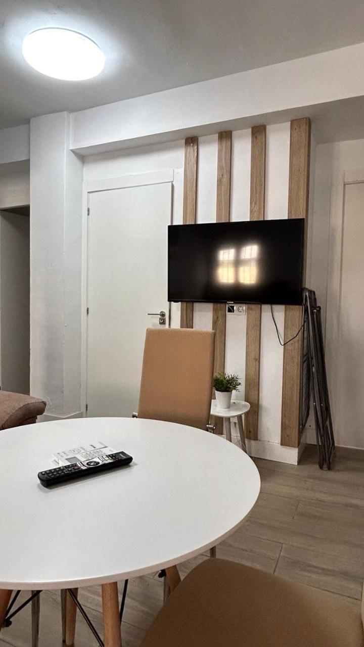 Piso Compartido Delyrent Acosta Hostel Jaén Buitenkant foto